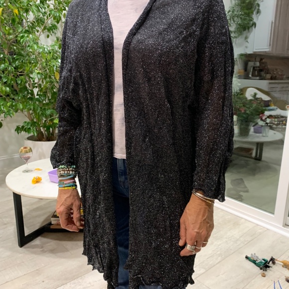 Eskandar Shimmery Cardigan (one size fits most) - Picture 2 of 9
